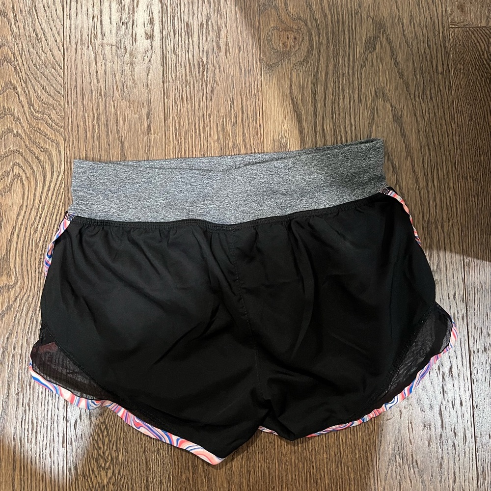 Running shorts - Picture 2 of 3